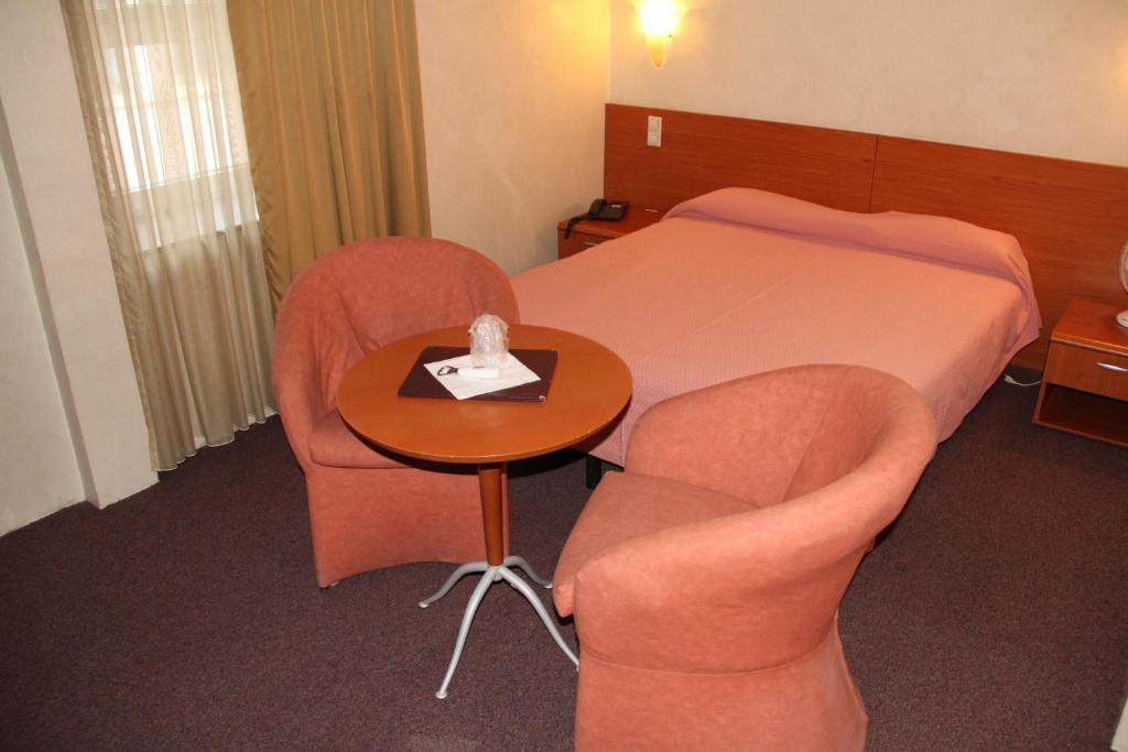 Auberge Gaglioti Люксембург Номер фото